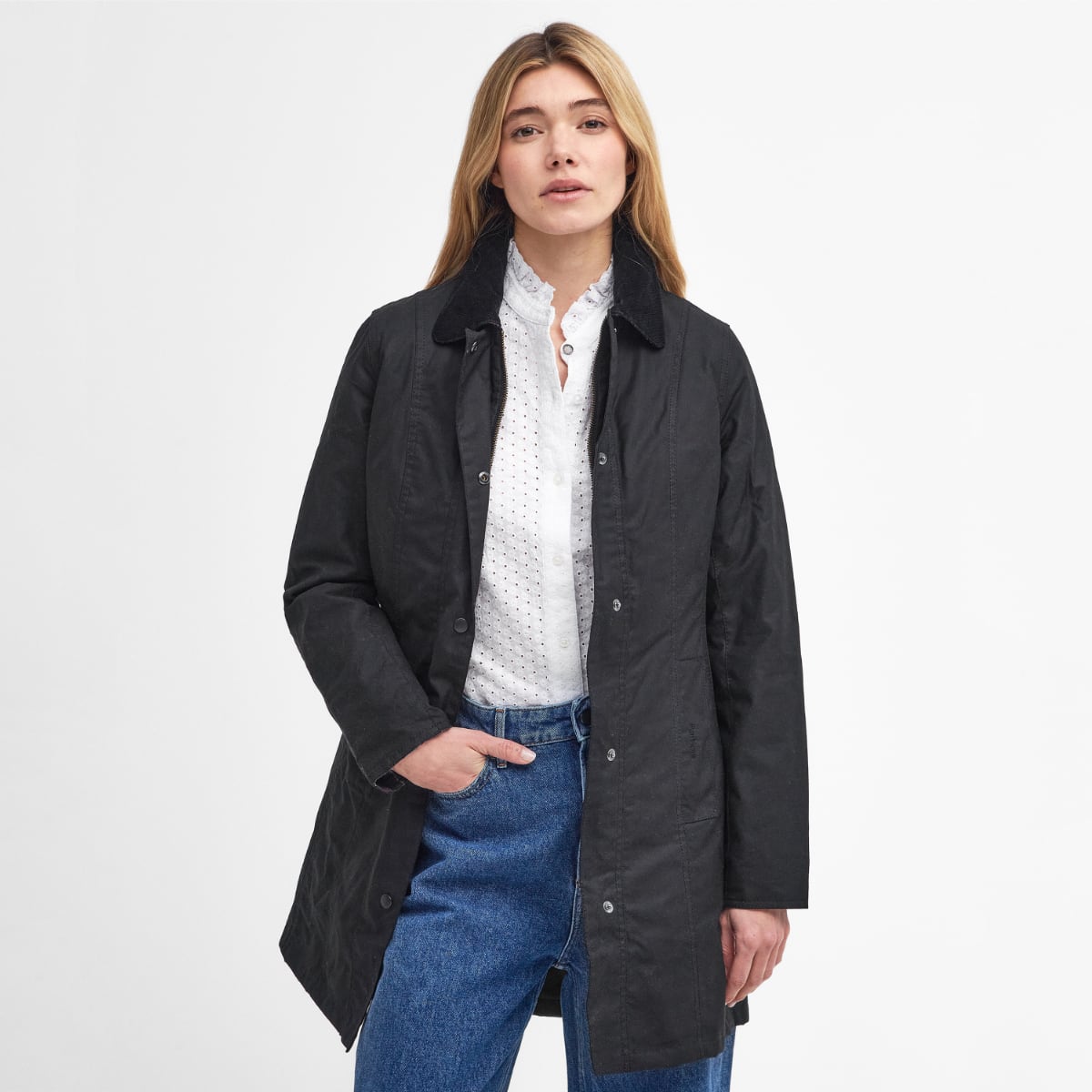 Barbour Belsay Women's Waxed Jacket | Black